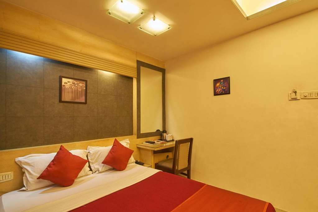 Hotel Aston Kolkata Rom bilde
