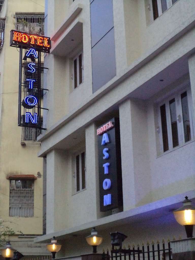 Hotel Aston Kolkata Eksteriør bilde